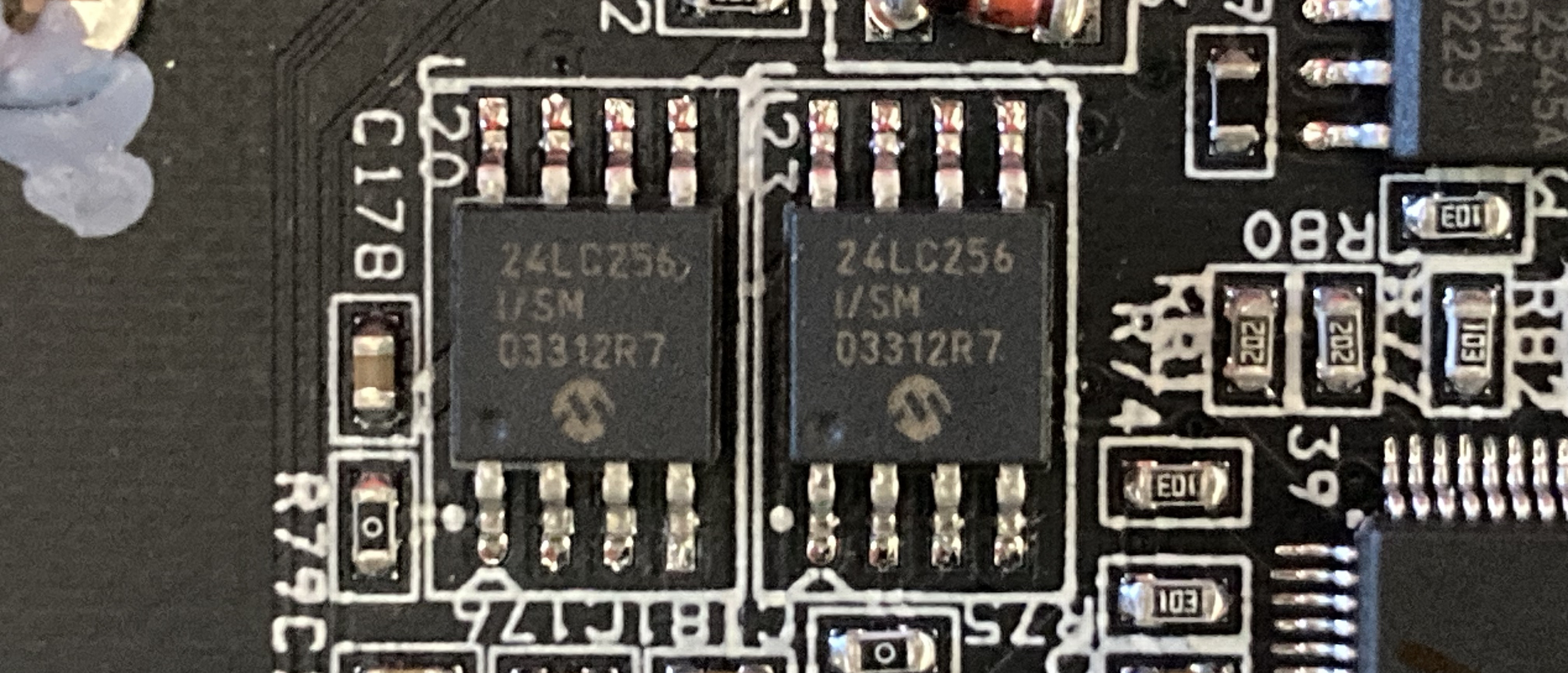 HR4000 24LC256